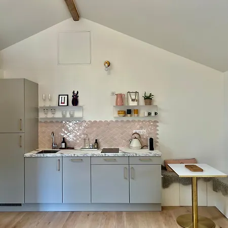 Appartement Charmante suite en centre ville